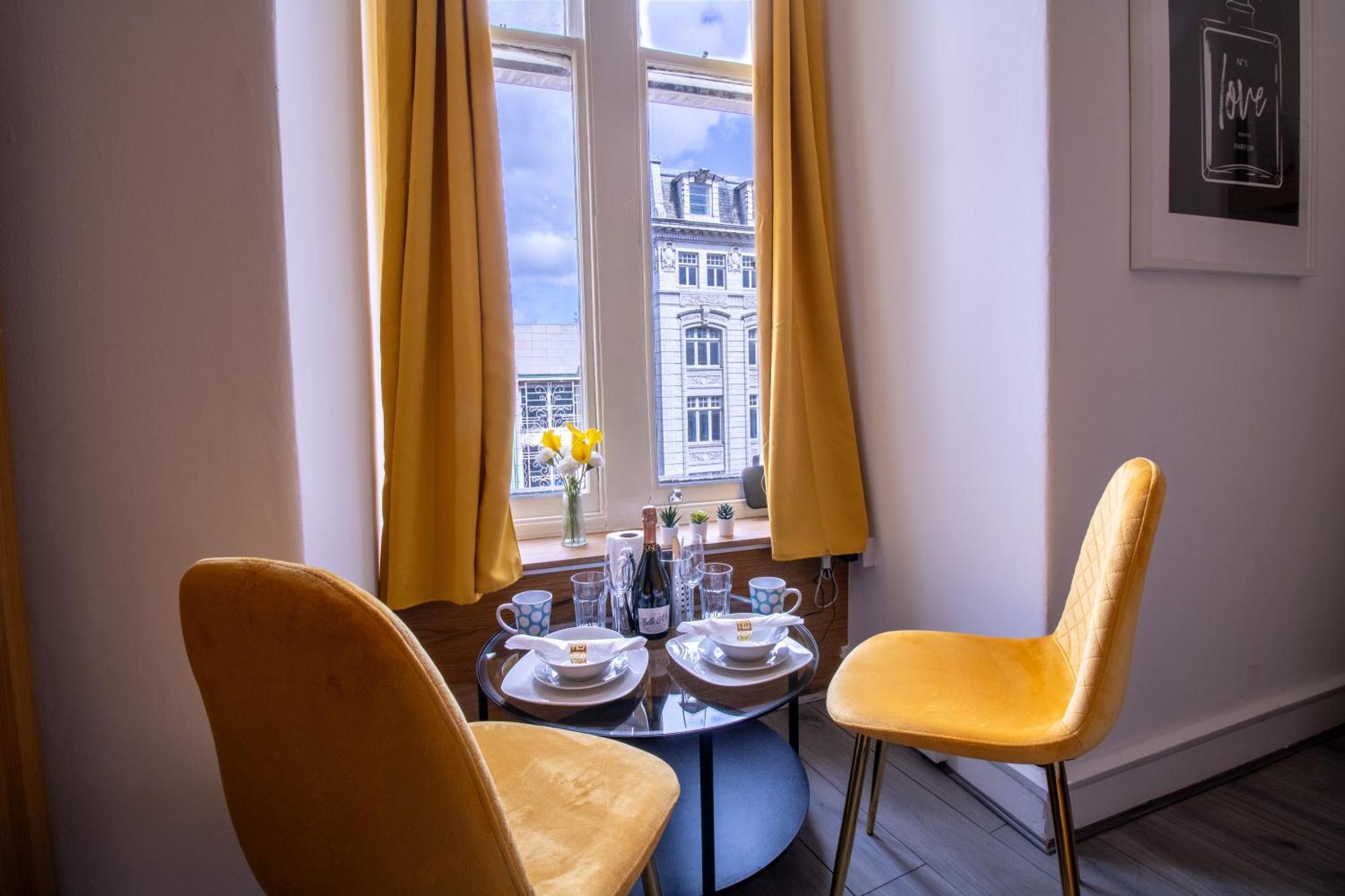 Luxurious Apartments On Oxford Street Londen Buitenkant foto