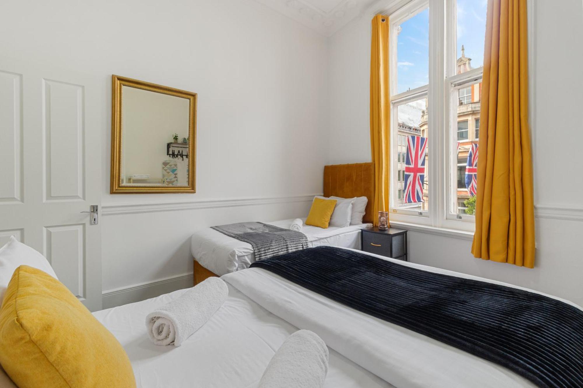 Luxurious Apartments On Oxford Street Londen Buitenkant foto